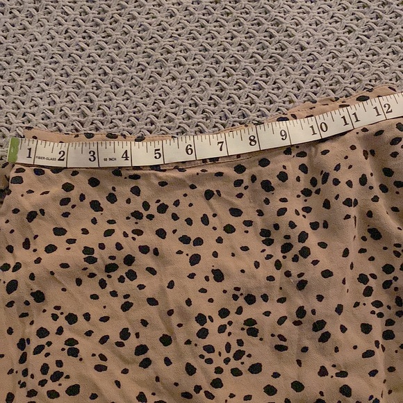 Abercrombie & Fitch • Animal Print Mini Skirt 🤎 - Picture 6 of 8